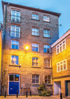 Exterior - Shambles  Newly Converted Luxury (York)