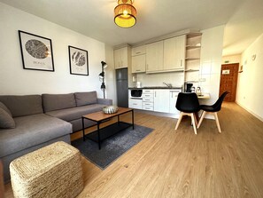 Standard Studio, 1 Bedroom | Living area | Flat-screen TV - Albir Hills Apartments (L'Alfas del Pi)