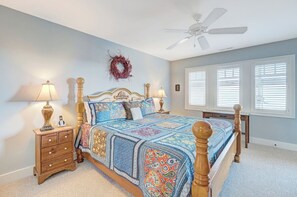 2 bedrooms, iron/ironing board, internet, bed sheets