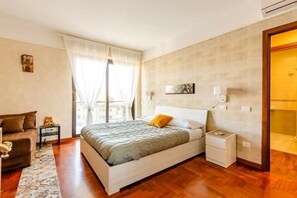 2 Schlafzimmer, Bügeleisen/Bügelbrett, kostenloses WLAN, Bettwäsche