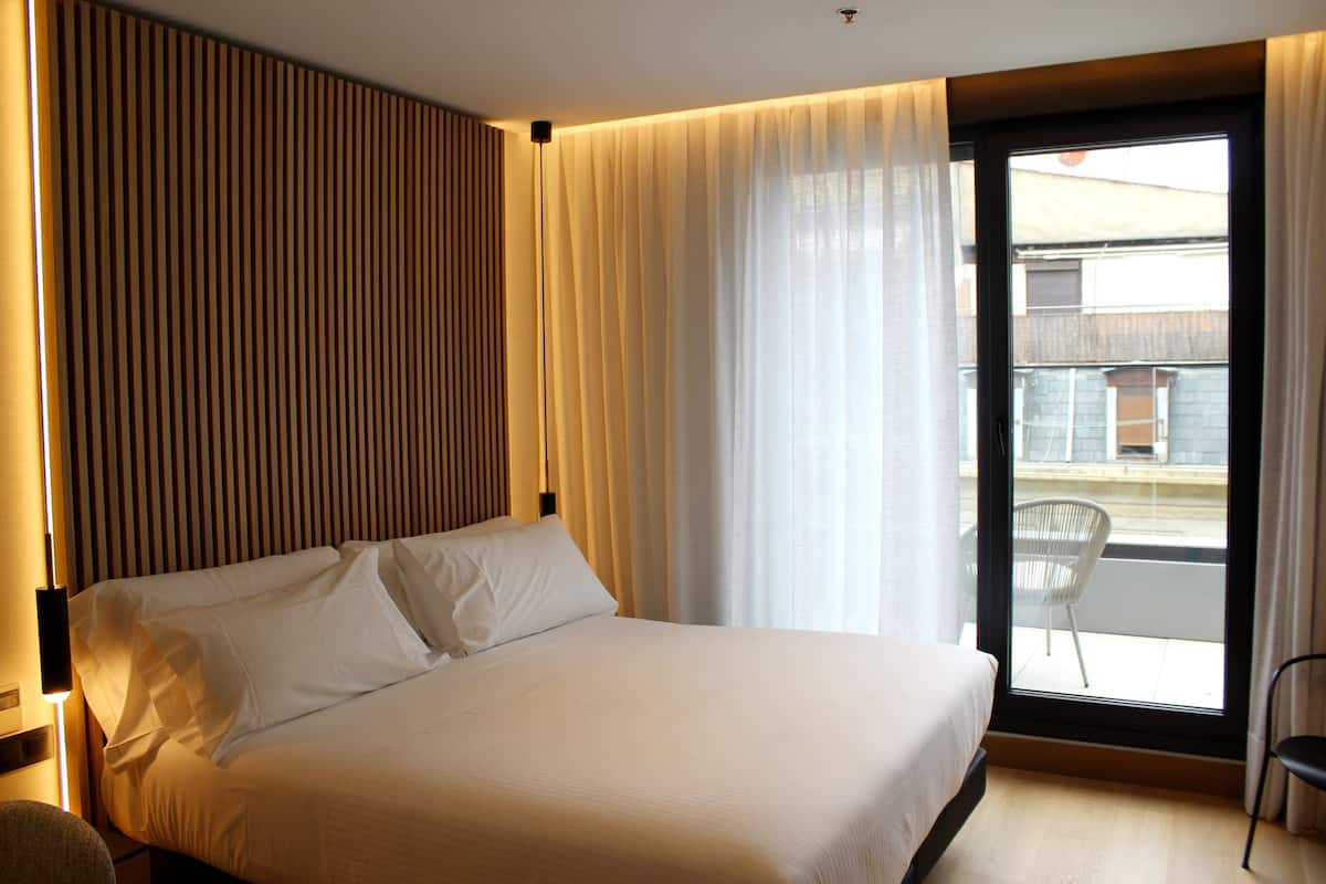 1 habitación, minibar, caja de seguridad en la habitación y escritorio