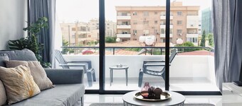 Metro Court Apartments