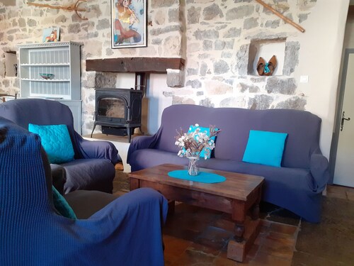 Charming cottage la FENIERE *** in quiet area, 105m², 3 ch, heated swimming pool
