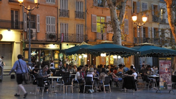 Restaurant - La ferme Chambres d'Hôtes (Saint-Marc-Jaumegarde)