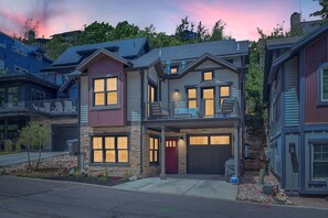 Maison, 6 chambres | Extérieur