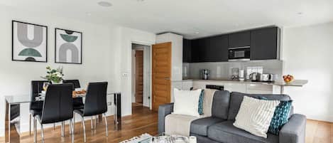 Smart TV, offices