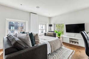 Unclassified image, 2 of 24, button - Central Fitzrovia 1BR Flat, Walk to Soho (London)