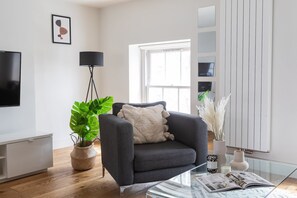 Smart TV, offices - Flat in Soho Area - 2BR 2BA Fitzrovia (London)