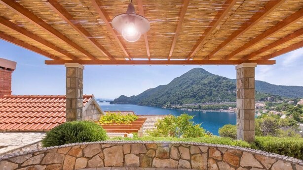 Unclassified image, 1 of 103, button - Apartments More (Mljet)