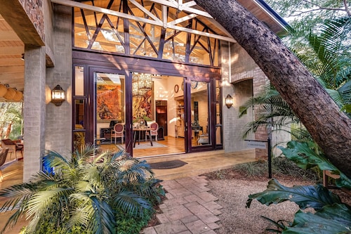 Mbano Manor Hotel Victoria Falls