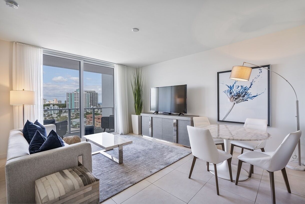 Condo, 1 Bedroom | Living area