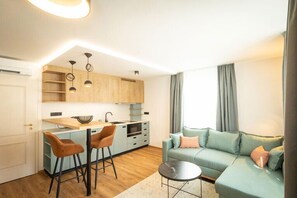 แฟมิลี่สตูดิโอ | Wi-Fi ฟรี