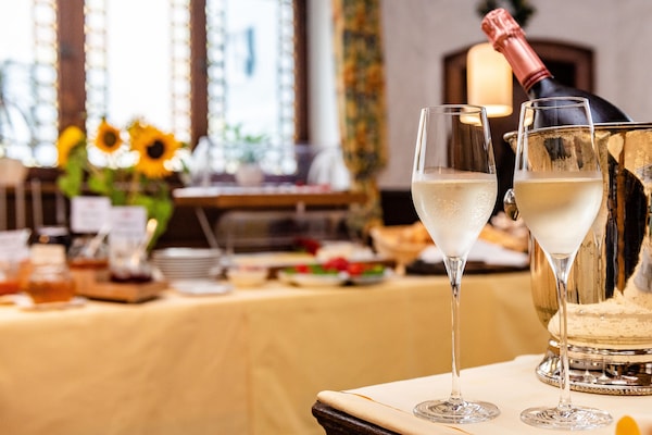 Daily buffet breakfast (EUR 10 per person)