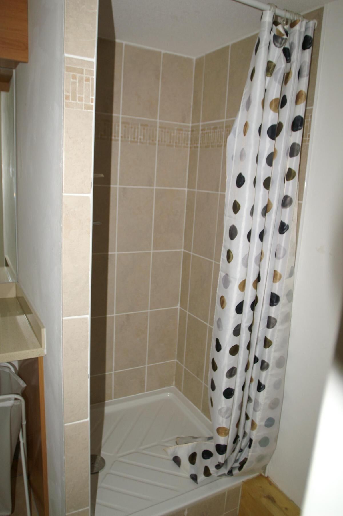 Bathtub