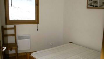 3 bedrooms