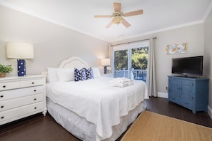 3 habitaciones, tabla de planchar con plancha, internet y ropa de cama 