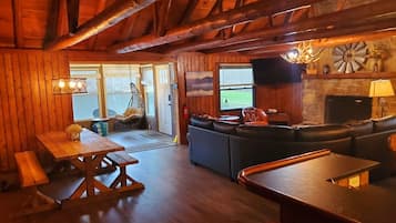 Smart TV, fireplace, DVD player, table football