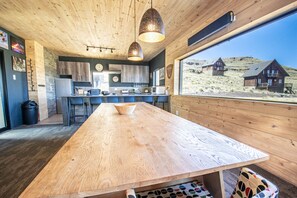 Casa estándar | Servicio de comidas en la habitación