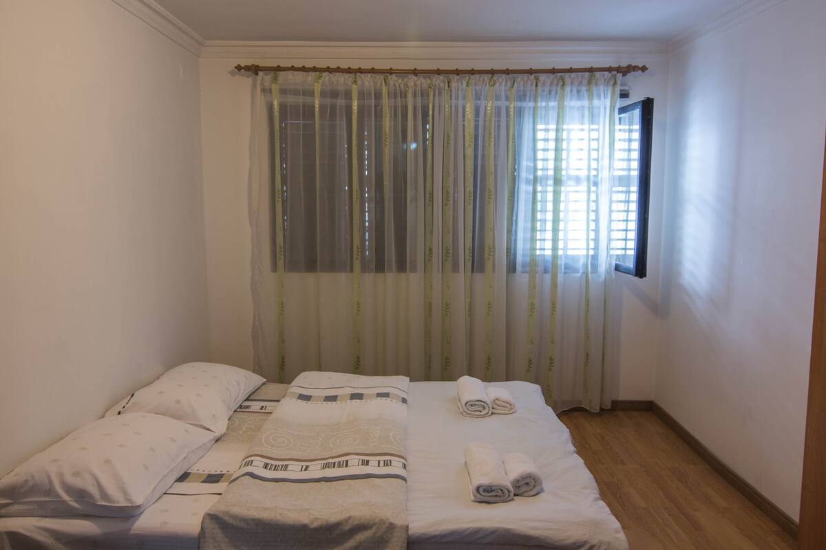 Apartment | Minibar, soundproofing, WiFi (free), bed sheets