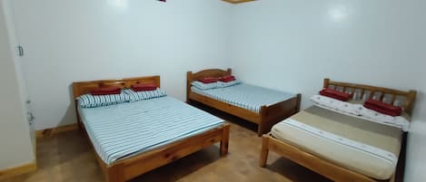 1 間睡房、房內夾萬、免費 Wi-Fi、床單