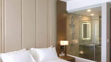 1 bedroom, iron/ironing board, free WiFi