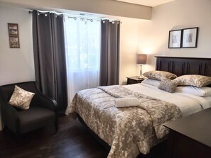 2 habitaciones, tabla de planchar con plancha y wifi gratis 