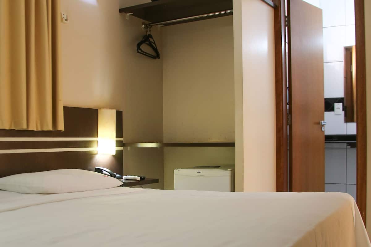 1 bedroom, minibar, desk, free wifi