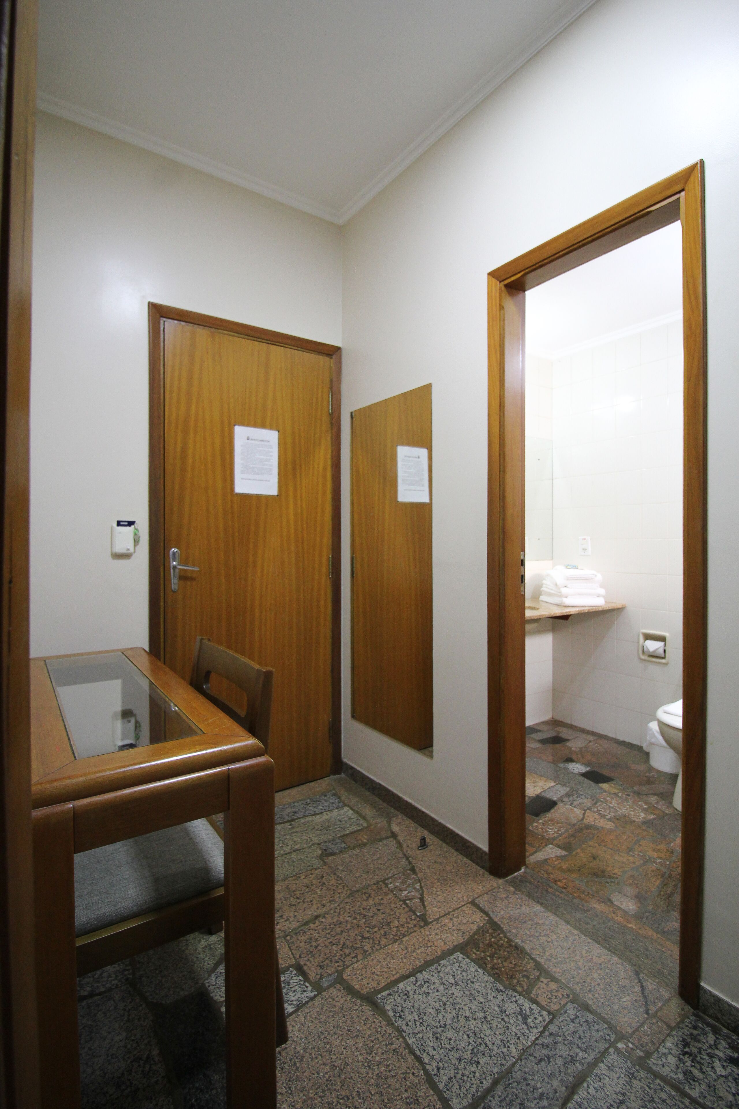 1 bedroom, minibar, desk, free wifi