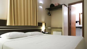 Deluxe Double Room | Minibar, desk, free WiFi, bed sheets