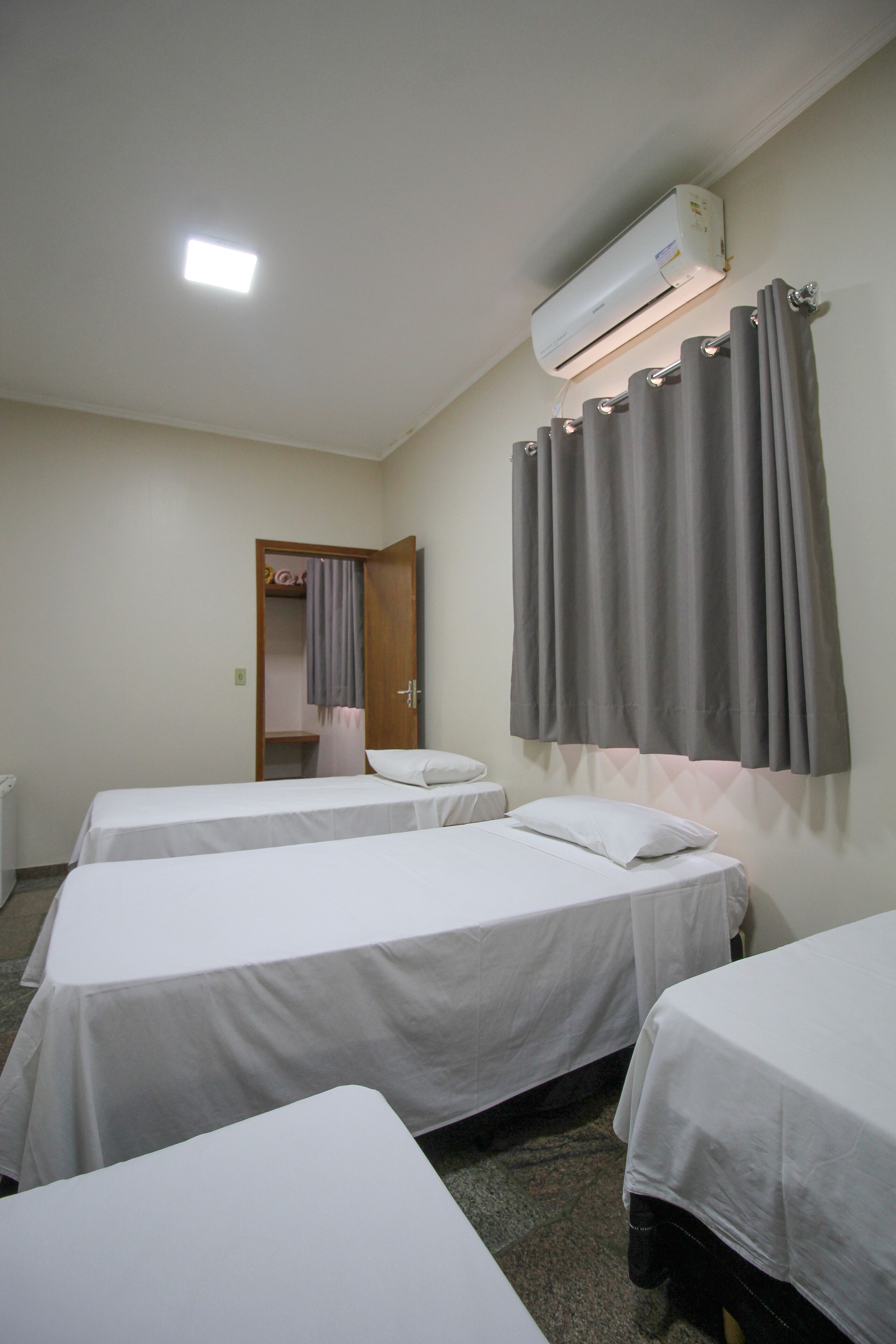 1 bedroom, minibar, desk, free wifi