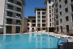 Seasonal outdoor pool