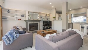 Apartment, 3 Bedrooms | Living area - Large Mission Bay Apartment (Auckland)
