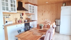 Elite Villa, 4 Bedrooms | Private kitchenette - Canan Hanim Kosku (Altinova)