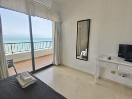 Premium Apartment, Sea View, Beachside | View from room