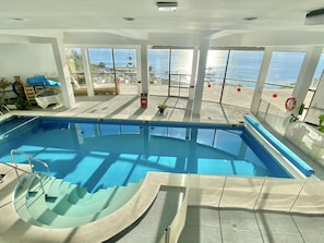 Piscine couverte