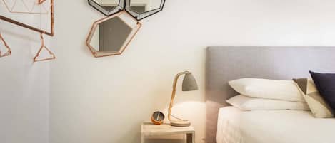 2 Schlafzimmer, Schreibtisch, Bügeleisen/Bügelbrett, WLAN