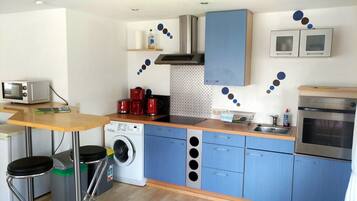 Apartment, 1 Bedroom (incl. final cleaning fee 30 EUR) | Dapur peribadi | Peti sejuk, ketuhar gelombang mikro, ketuhar, dapur