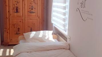 Apartment, 1 Bedroom (incl. final cleaning fee 30 EUR) | 2 bedrooms, iron/ironing board, free WiFi, bed sheets