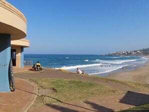 Family Apartment, 3 Bedrooms, Non Smoking, Sea View | Beach