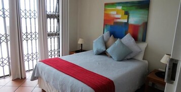 Apartamento familiar, 3 habitaciones, no fumadores, vistas al mar | 3 dormitorios