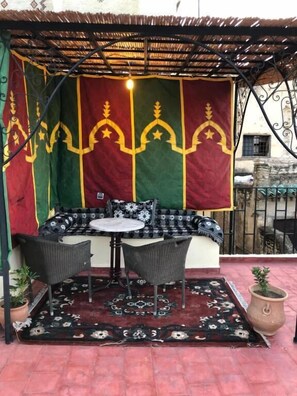 Caf é da manhã, almoço e jantar