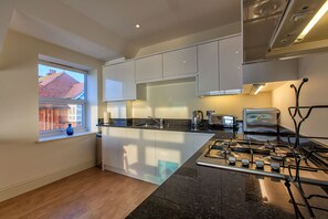 Fridge, microwave, dishwasher