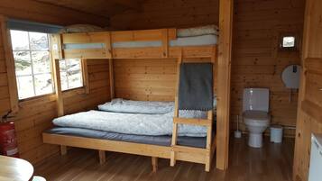 Cabin (Private WC, shared showers) | Free WiFi, bed sheets