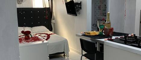 1 Schlafzimmer, Bügeleisen/Bügelbrett, WLAN