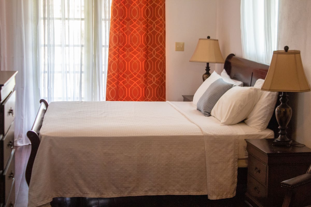 Comfort Room | In-room safe, desk, laptop workspace, blackout curtains