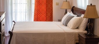 The Pub Comfort Suites