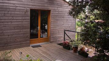 Triple Room (Les Schistes) | Terrace/patio