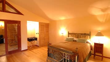 Superior Bungalow | 1 bedroom, in-room safe, free WiFi, bed sheets