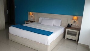 In-room safe, iron/ironing board, free WiFi, bed sheets