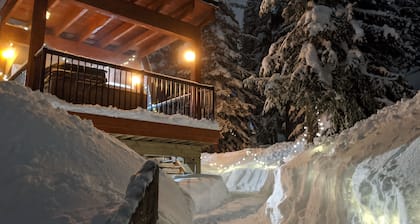 The "Eh" Frame at SilverStar- Sleeps 5 with Private Hot Tub